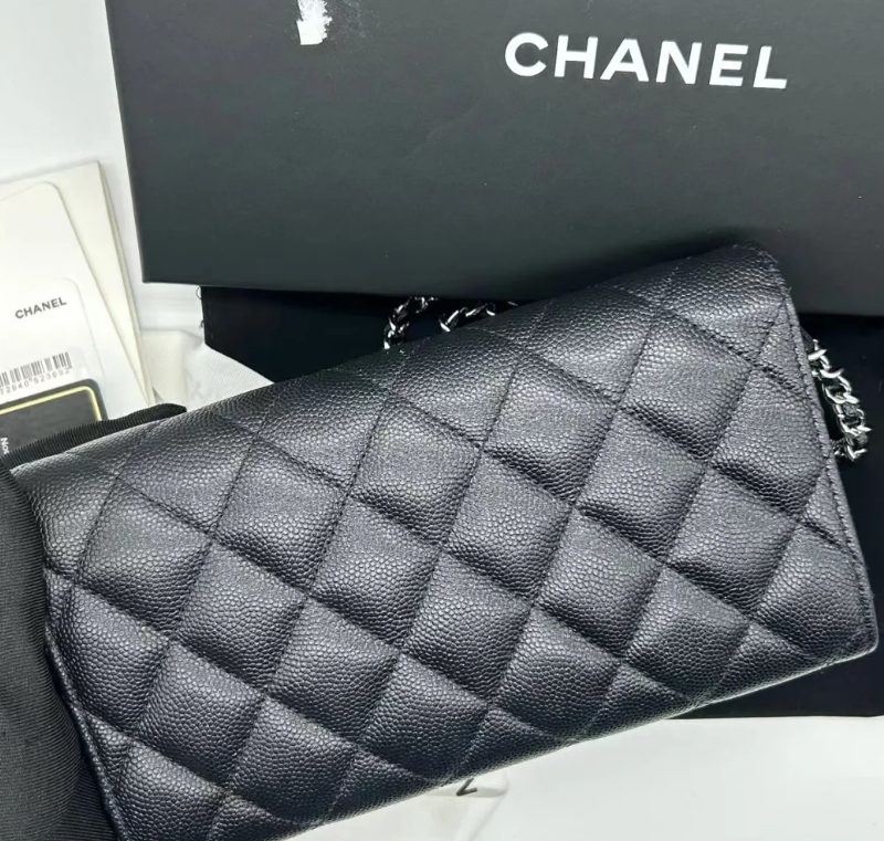 Chanel chain crossbody Black bag Size 18*10.5*3.5cm photo review