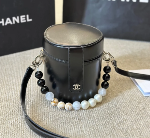 Chanel bag Size15*16cm photo review